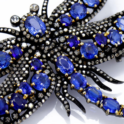 Exclusively Designed Dragon Fly Vintage Replica Brooch Cum Pendent Kynite . Gold