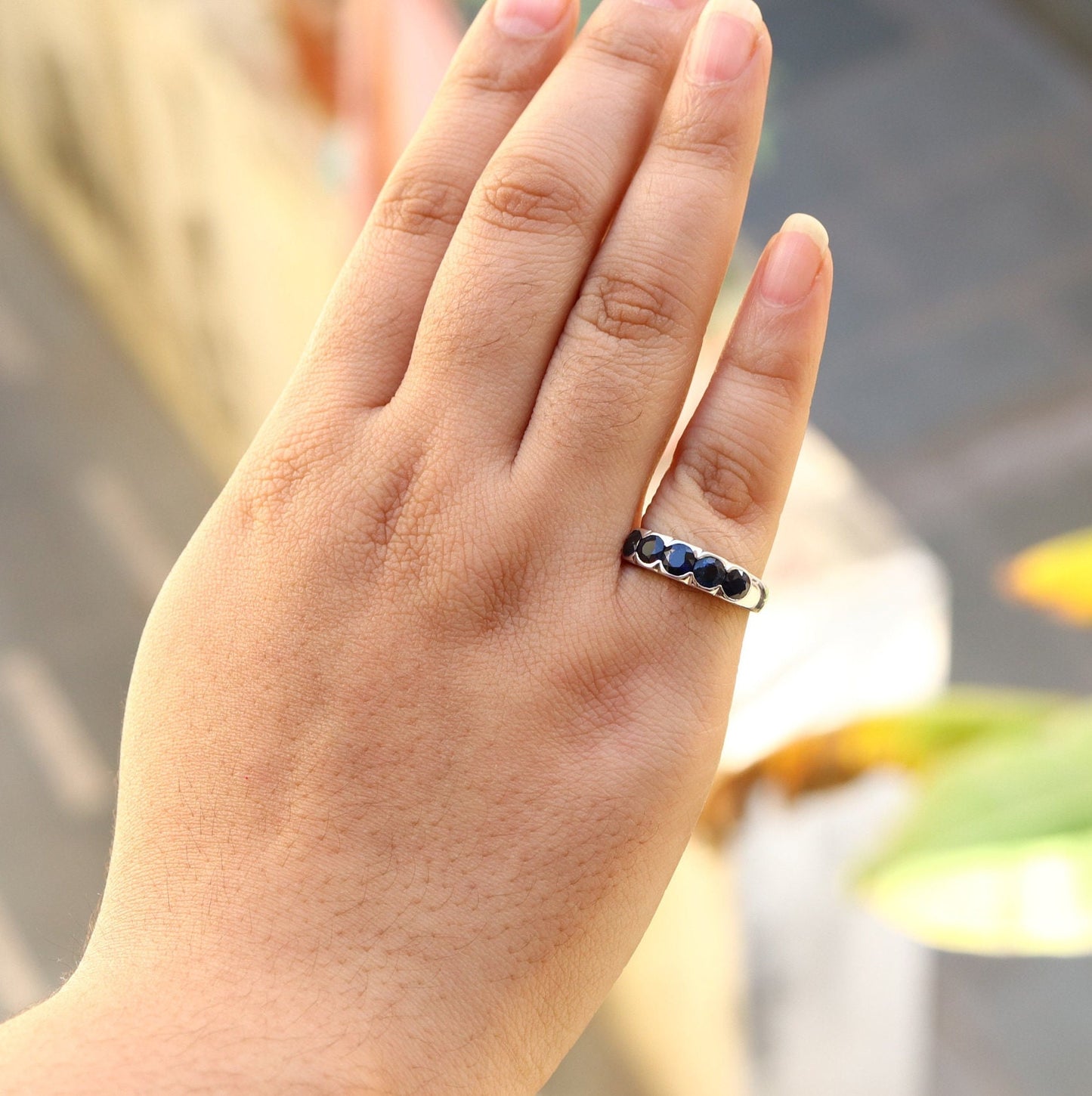 Vintage White Ring 18K Gold