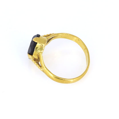 Garnet Ring 18K Gold