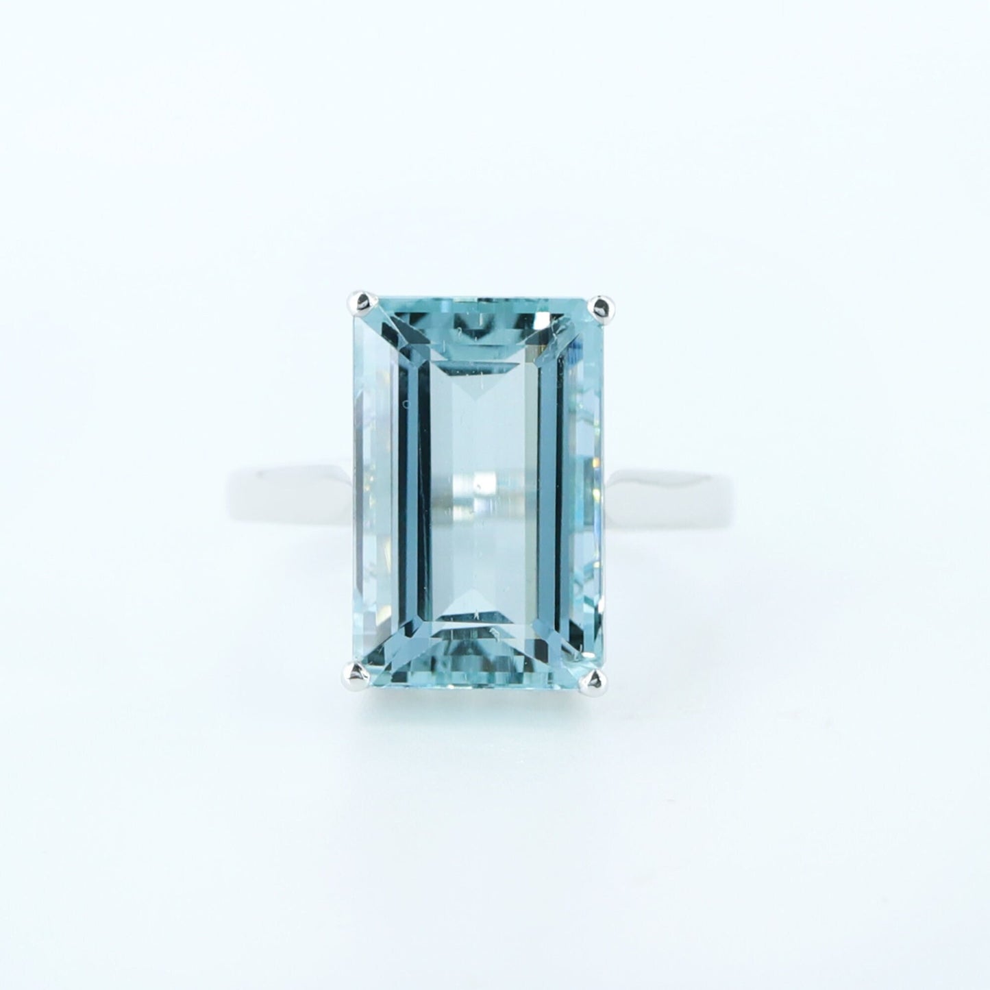 White Ring 14K Gold