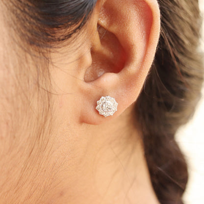 Solitaire Earring 18K Gold