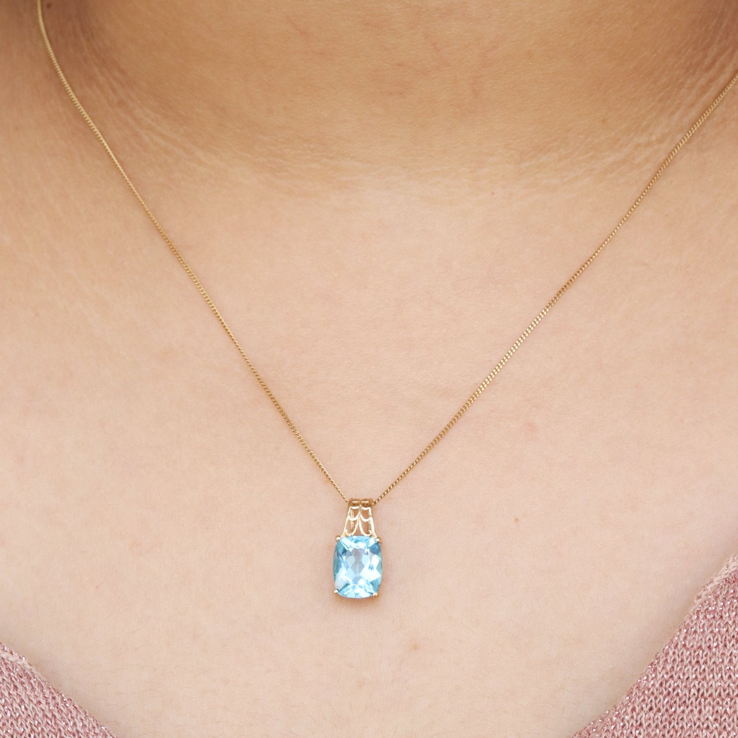 Elegant Necklace 14K Gold
