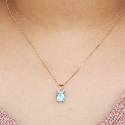 Elegant Necklace 14K Gold