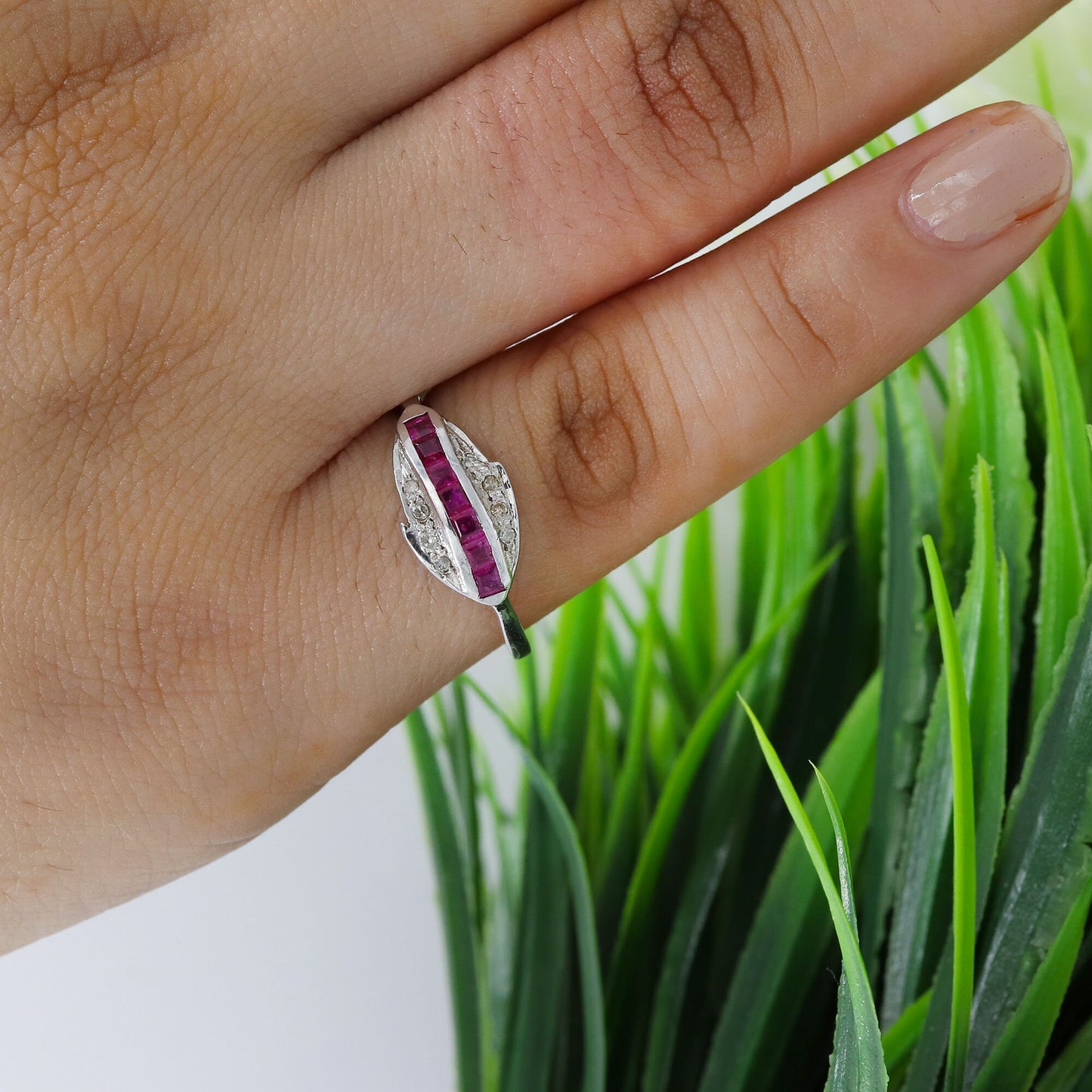 Leaf Design Ring Silver