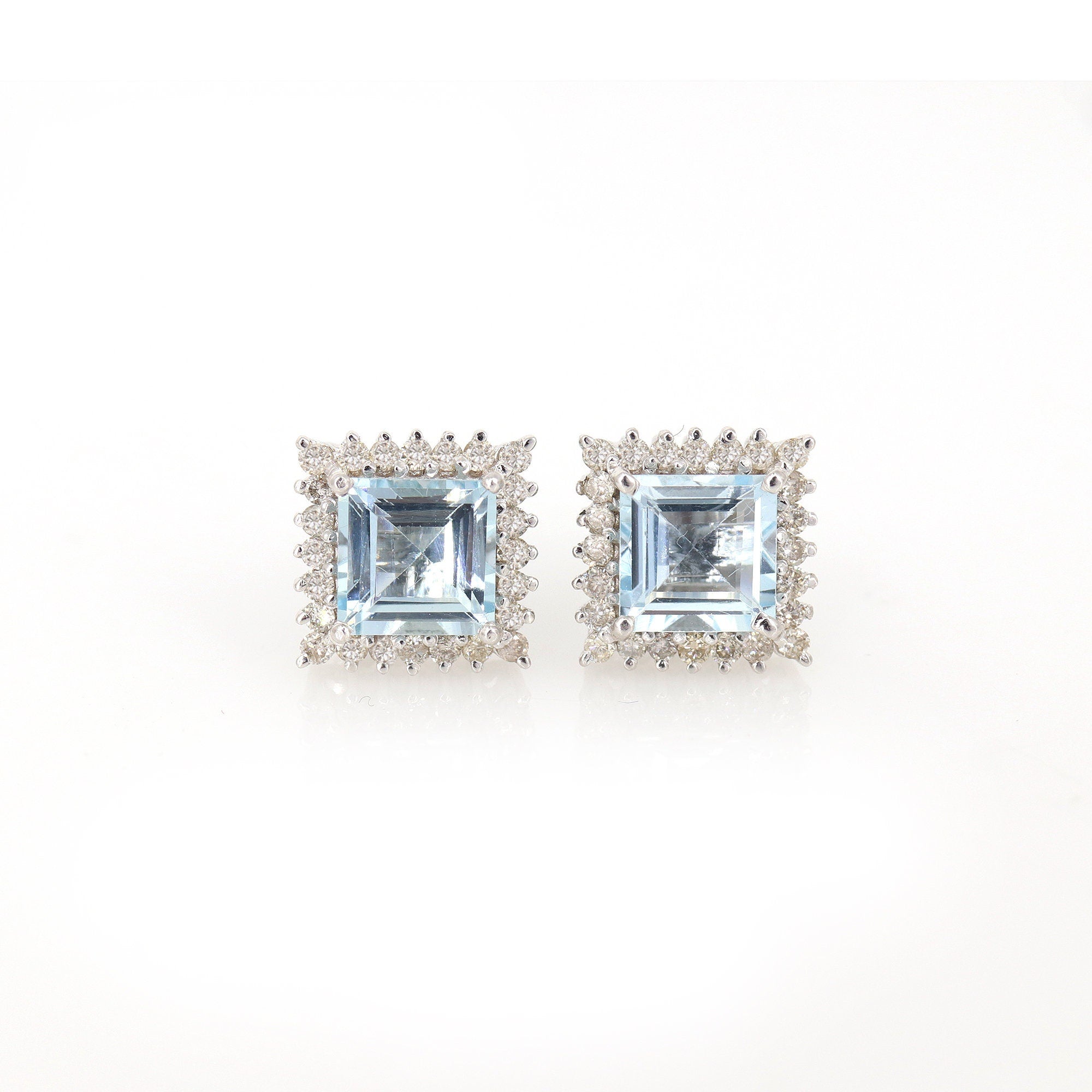 Cluster Studded Princess Cut Aquamarine White Aquamarine White Studs Earring 14K Gold