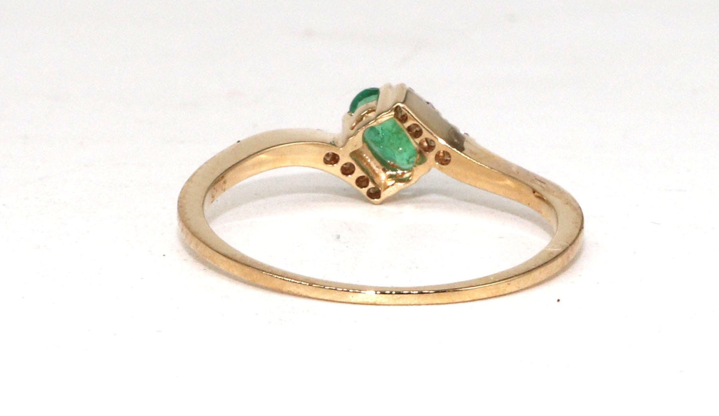 Beautiful Ring 14K Gold