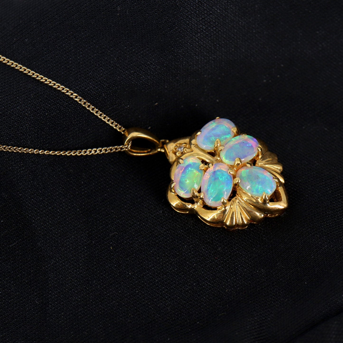 Yellow Opal Pendant 18K Gold