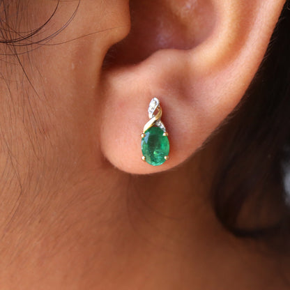 Oval Cut Emerald & Earring 14K Gold