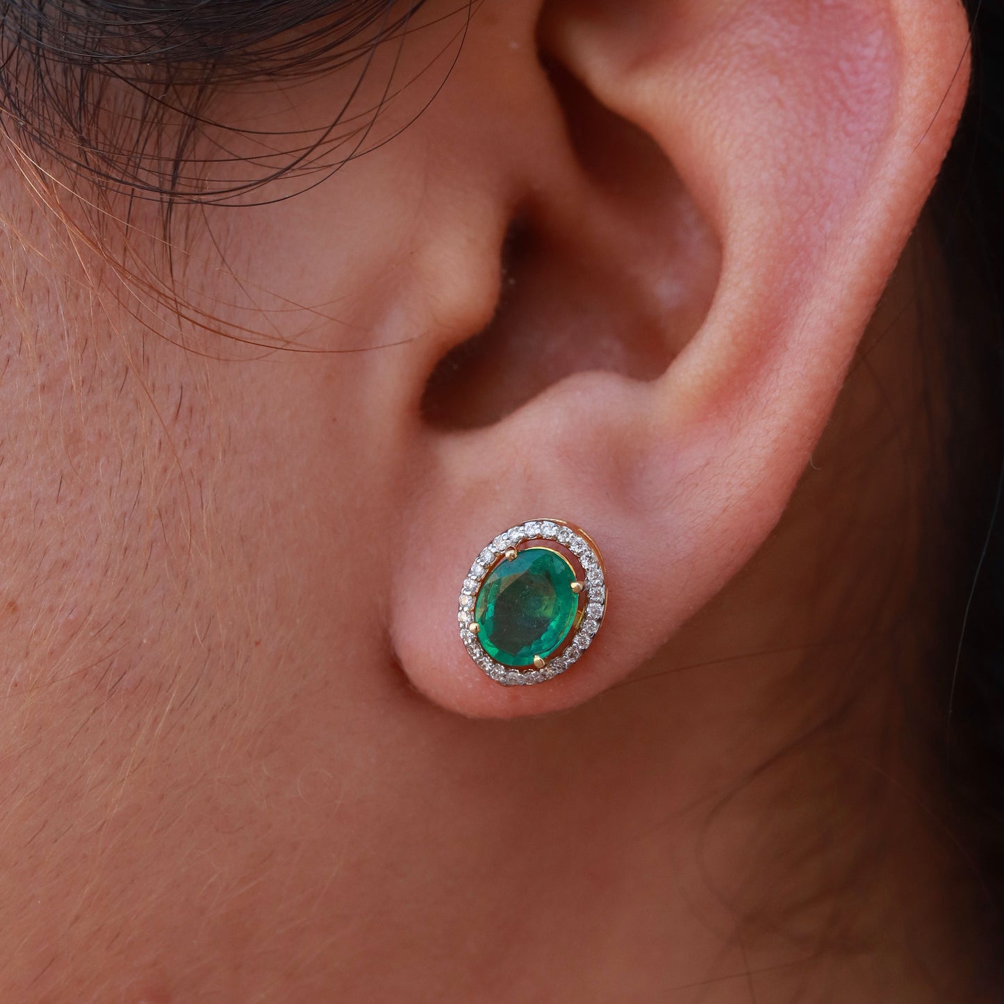 Halo Emerald Earring 18K Gold