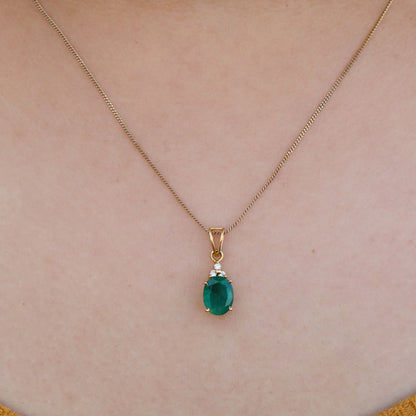 Green Emerald Pendant 18K Gold