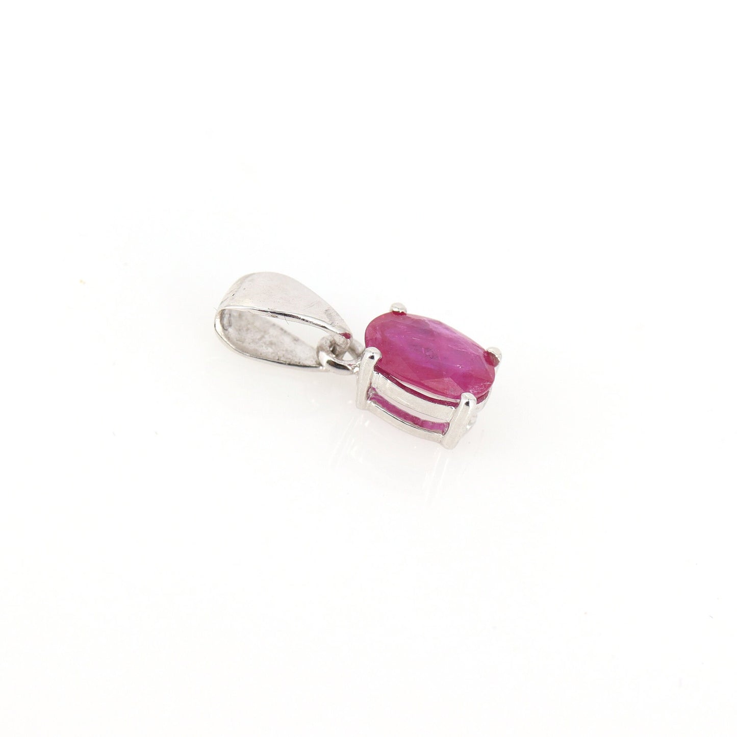 Solitaire White Pendant 14K Gold