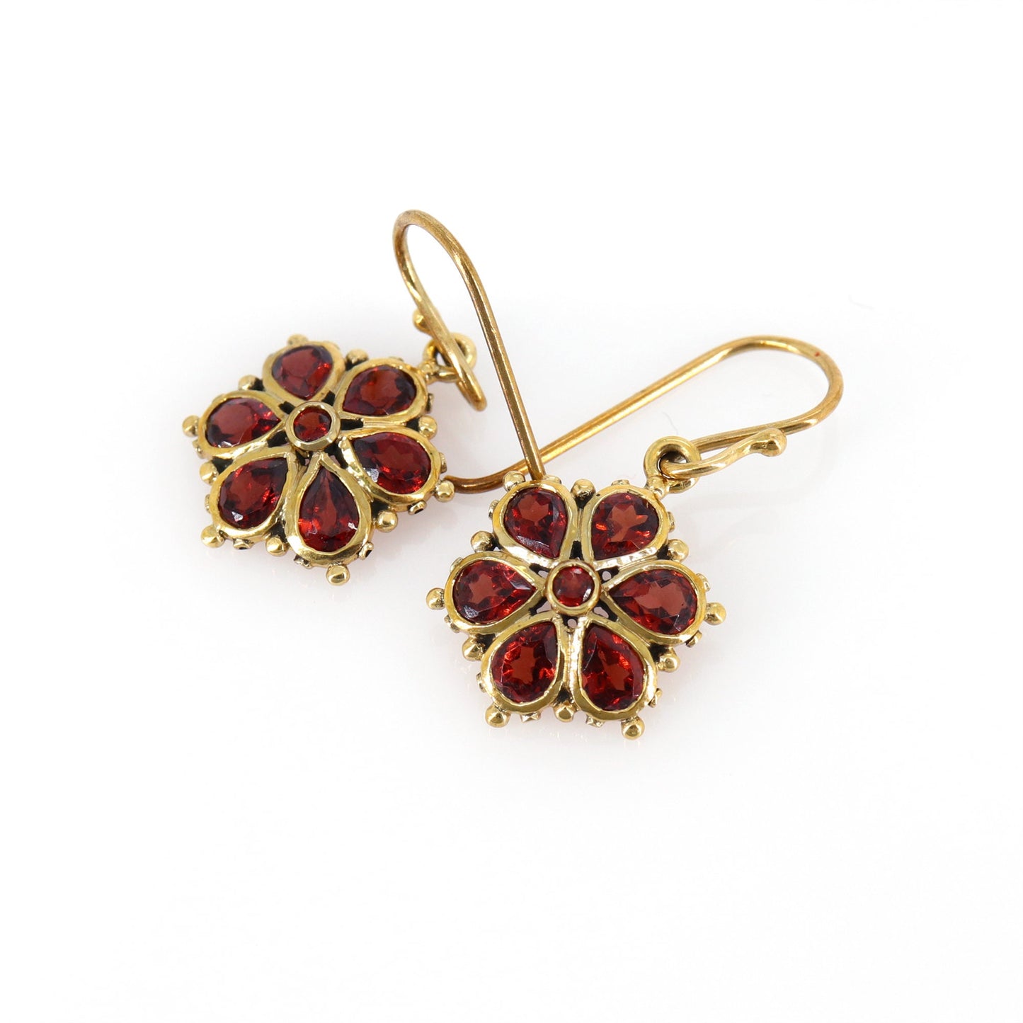 Pear Cut Garnet Earring Gold