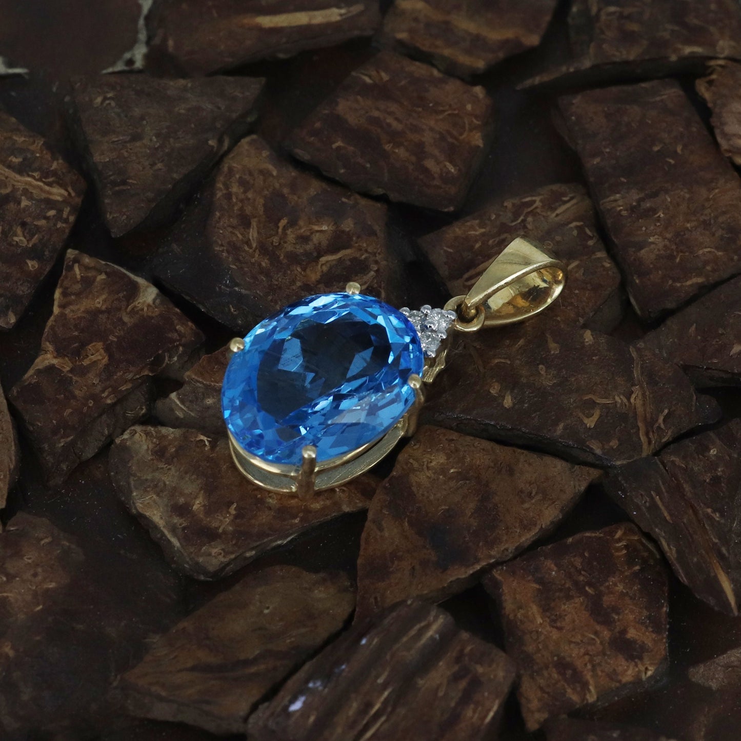 Dark Blue Topaz Necklace 14K Gold