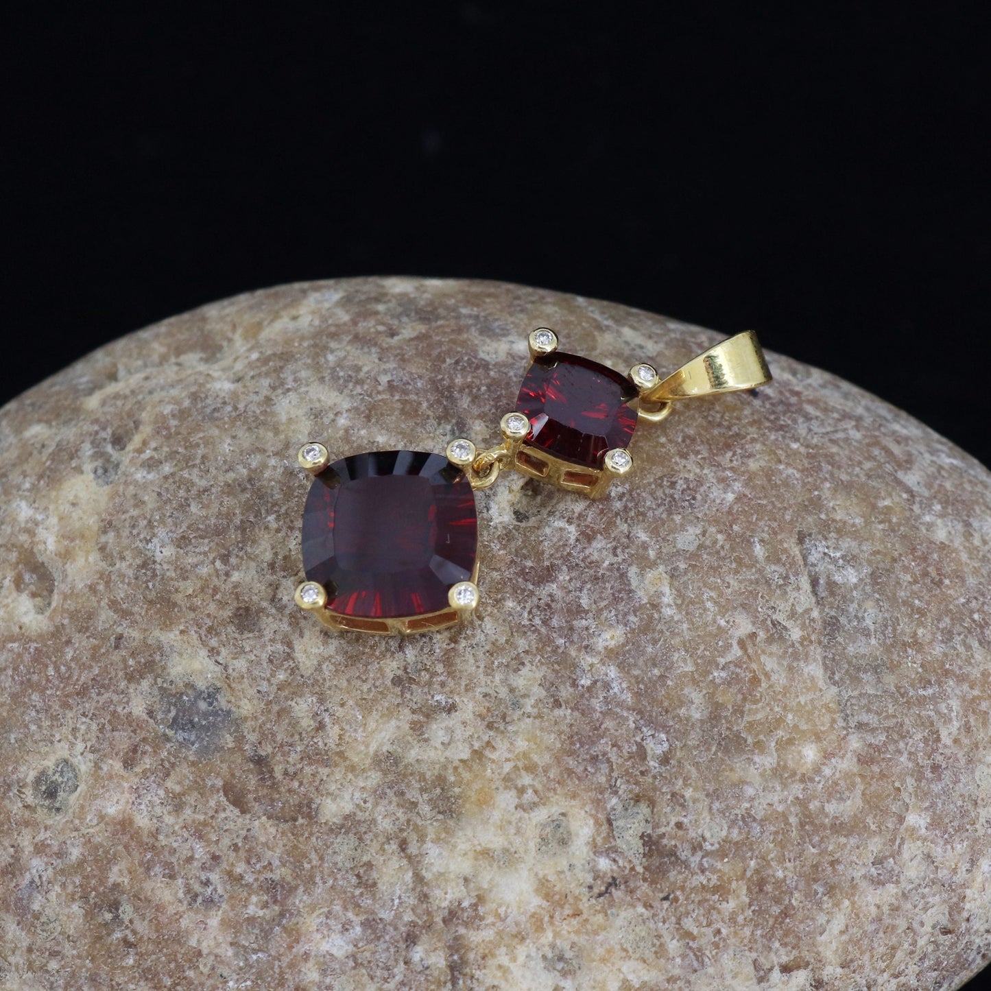 Yellow Garnet Pendant 18K Gold