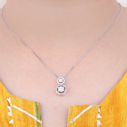 18Kt White Round Halo Pendant Gold