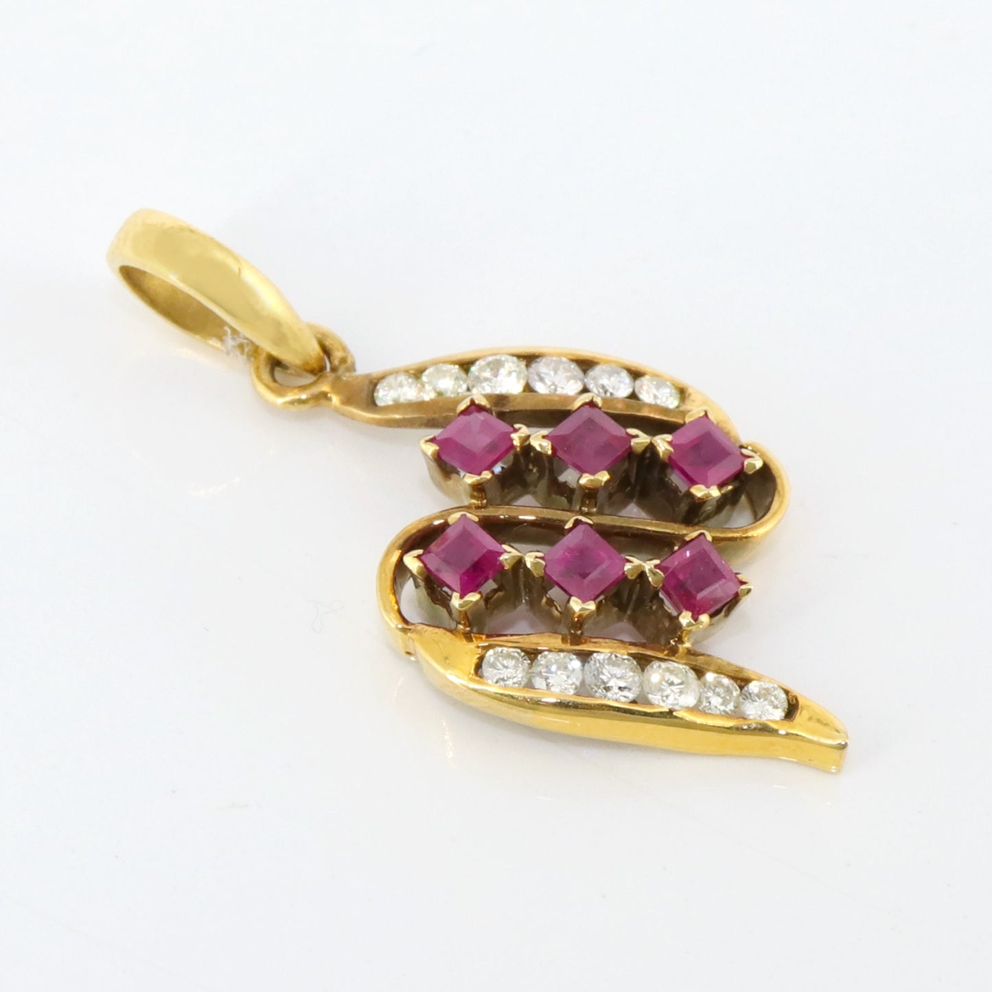 Ruby Pendant 18K Gold