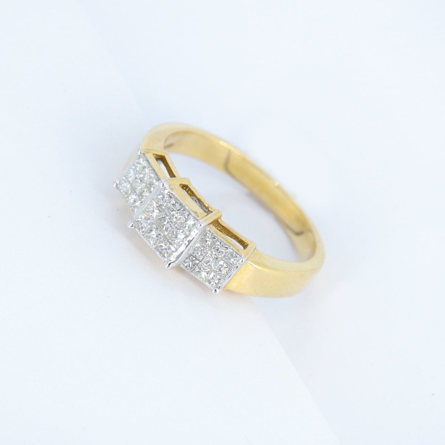 Princess Cut Ring 18K Gold