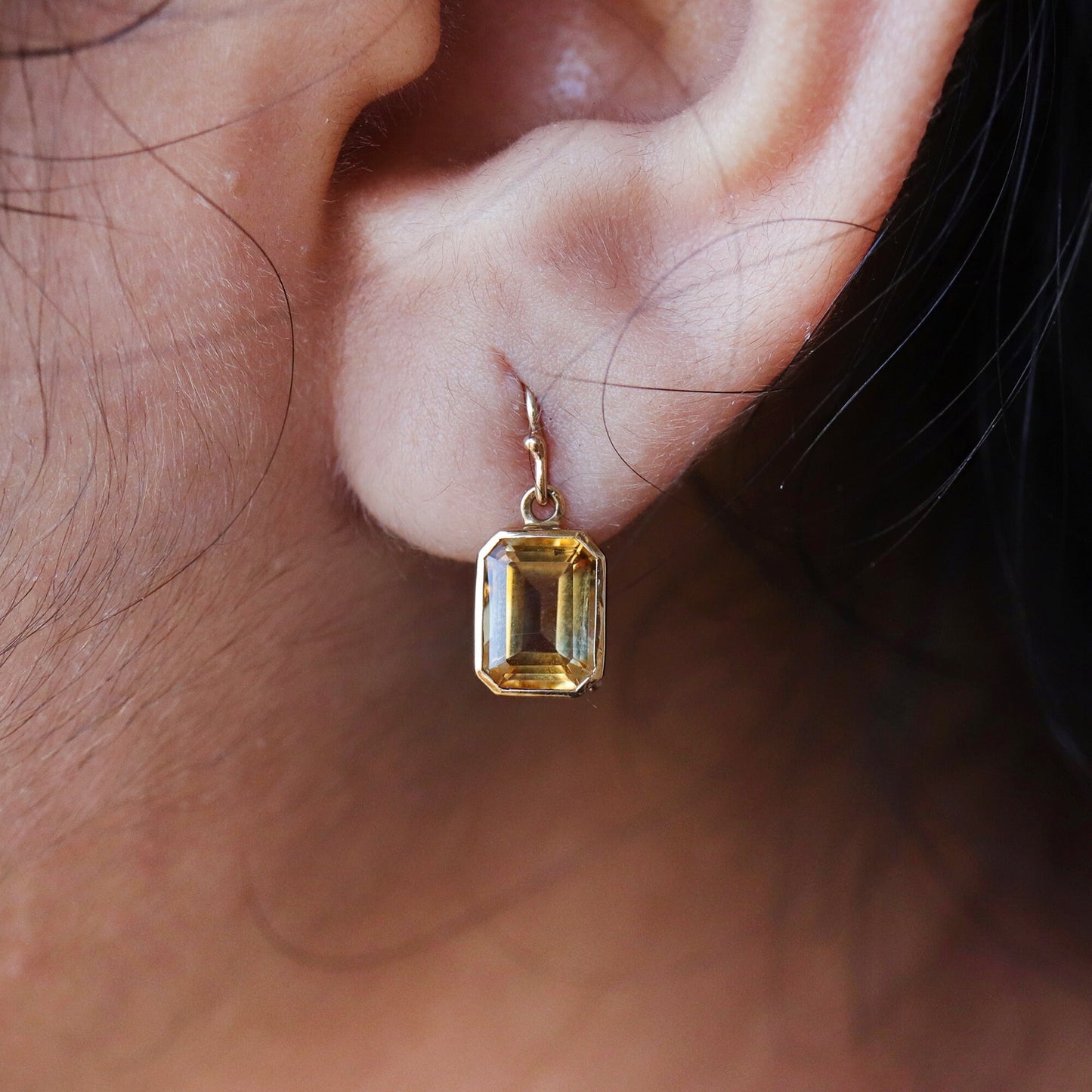 9K Yellow Dangling Earring Gold