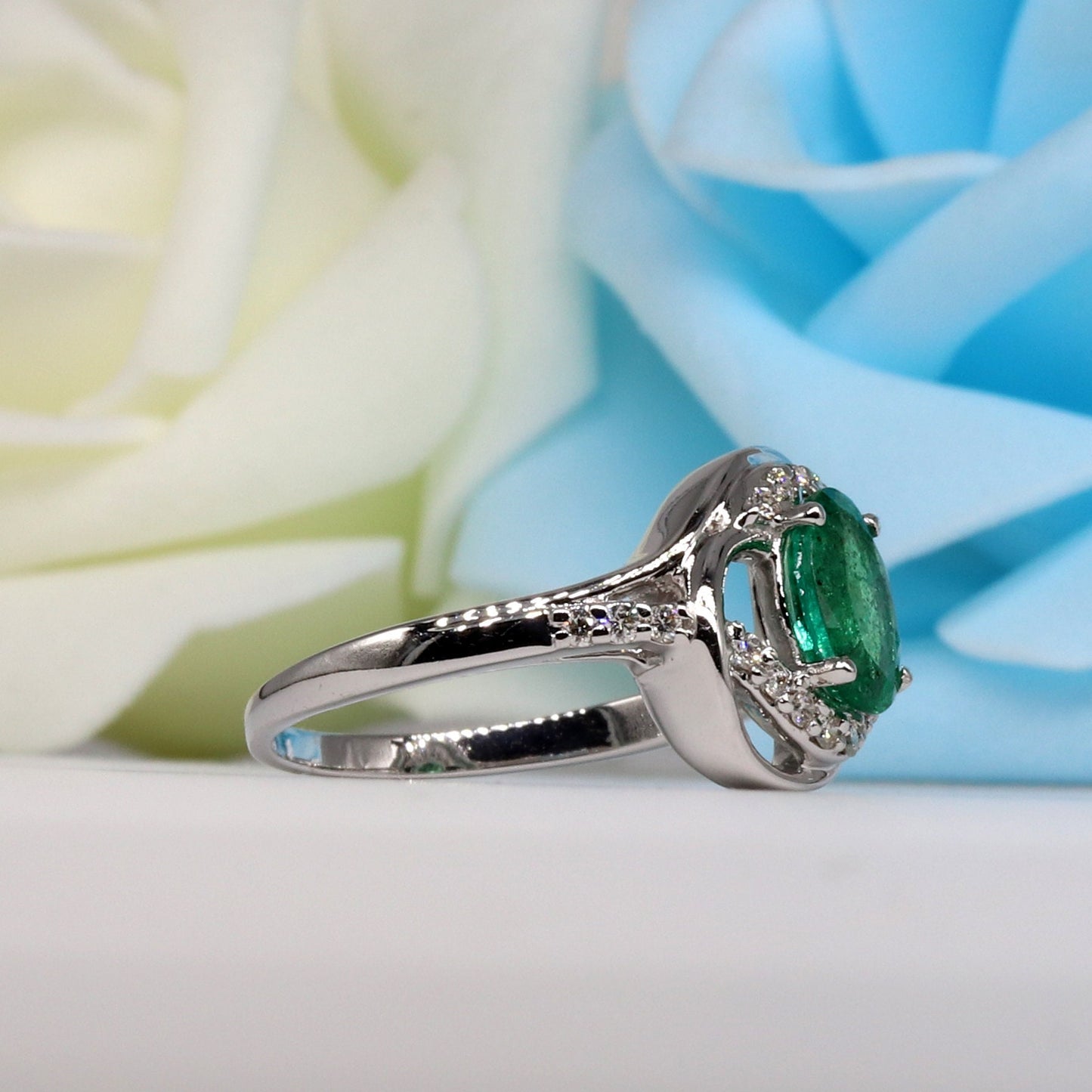 Handmade White Emerald Ring 18K Gold