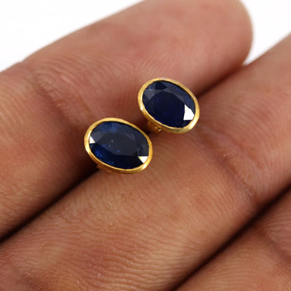 Top Quality Nice Dark Blue Sapphire Yellow Oval Cut Sapphire Earring 14K Gold