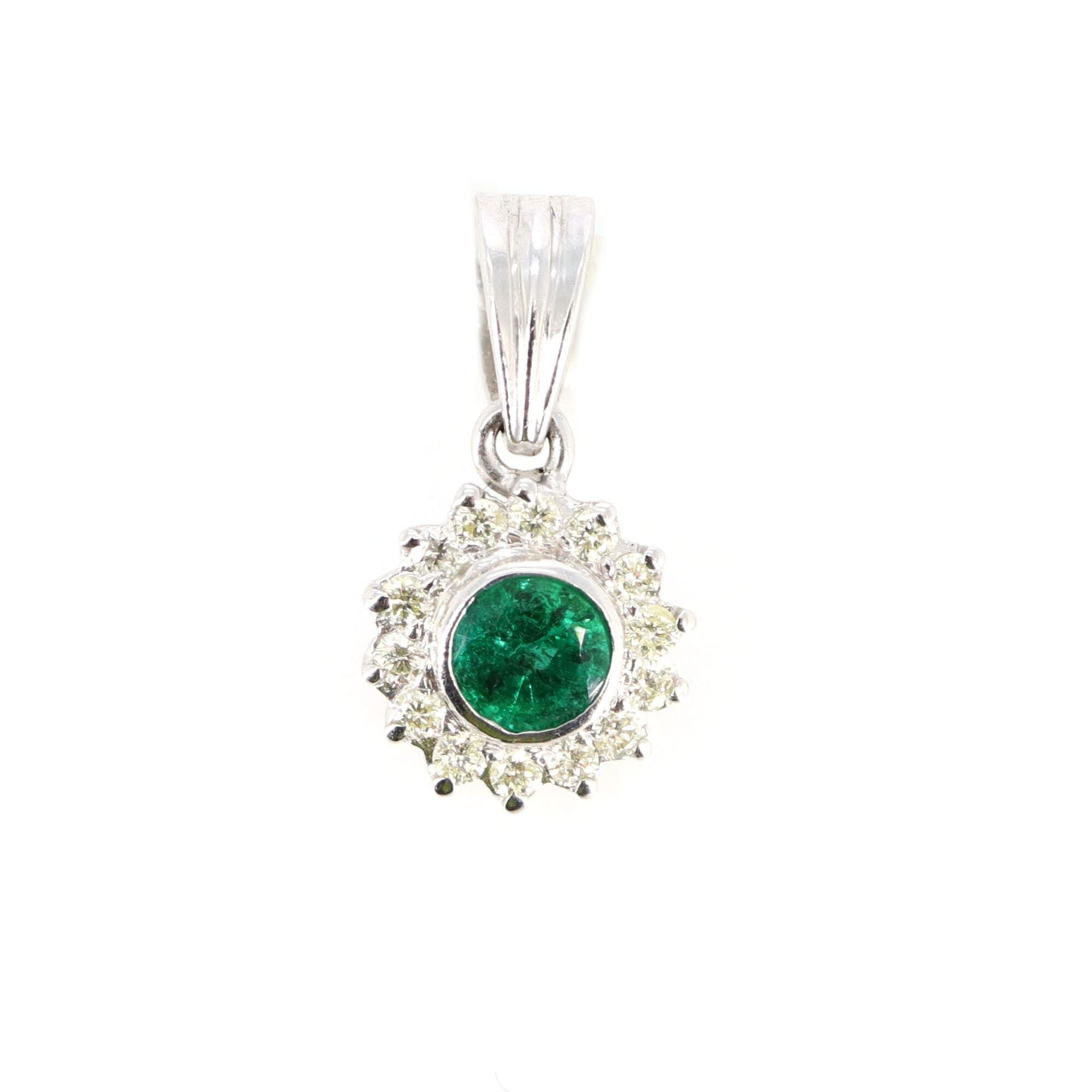 Emerald Jewelry : White Earring 18K Gold