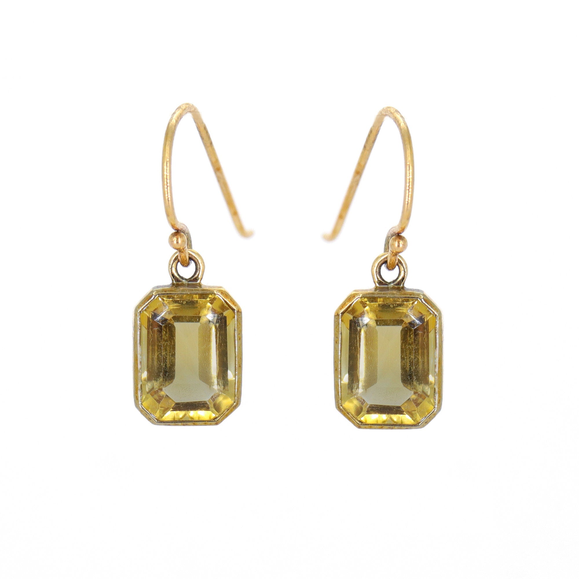 9K Yellow Dangling Earring Gold