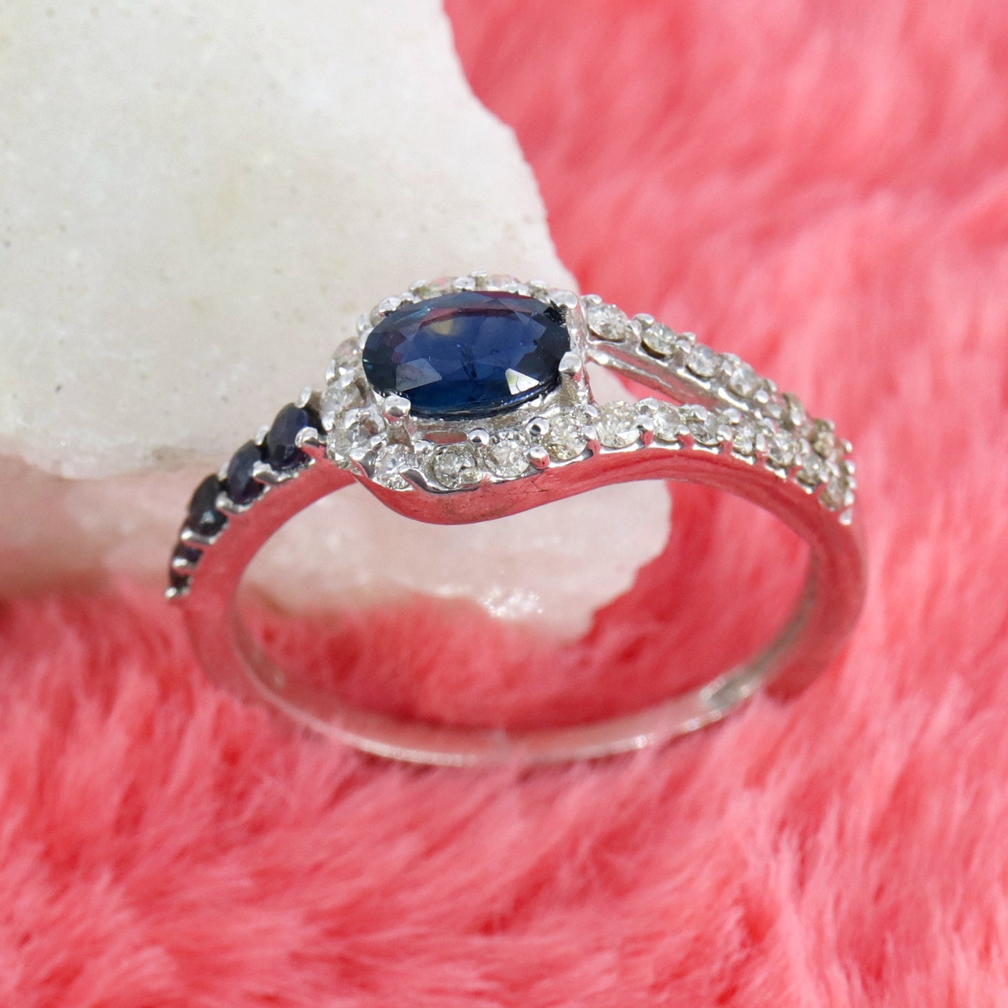 Unique Blue Sapphire & Ring Silver