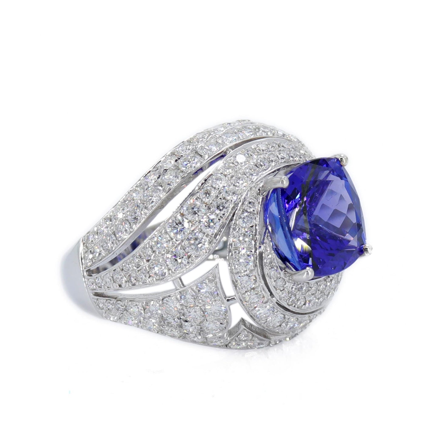 Royal Blue Tanzanite Ring 18K Gold