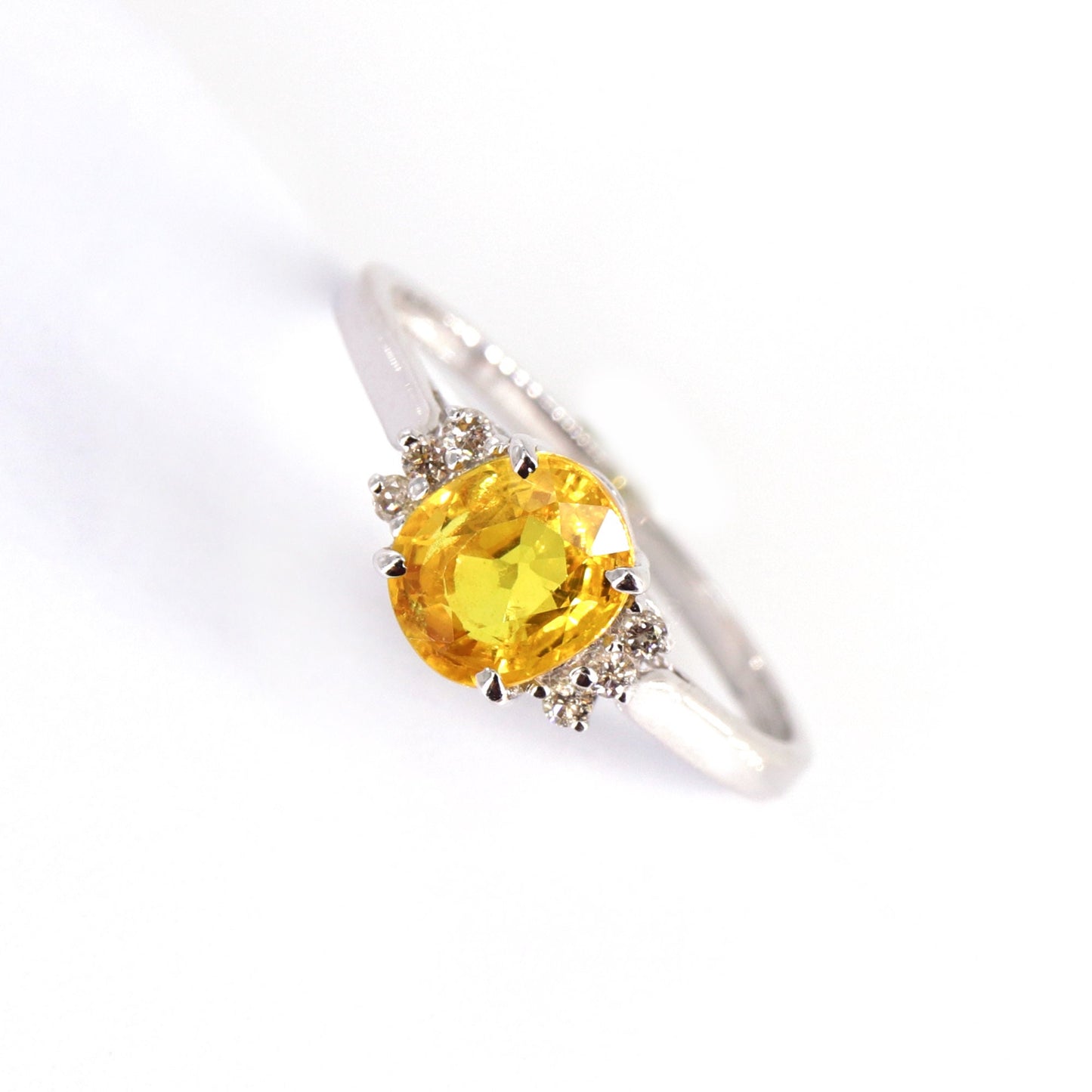White 1.34 Yellow Sapphire 0.07 White Ring 14K Gold