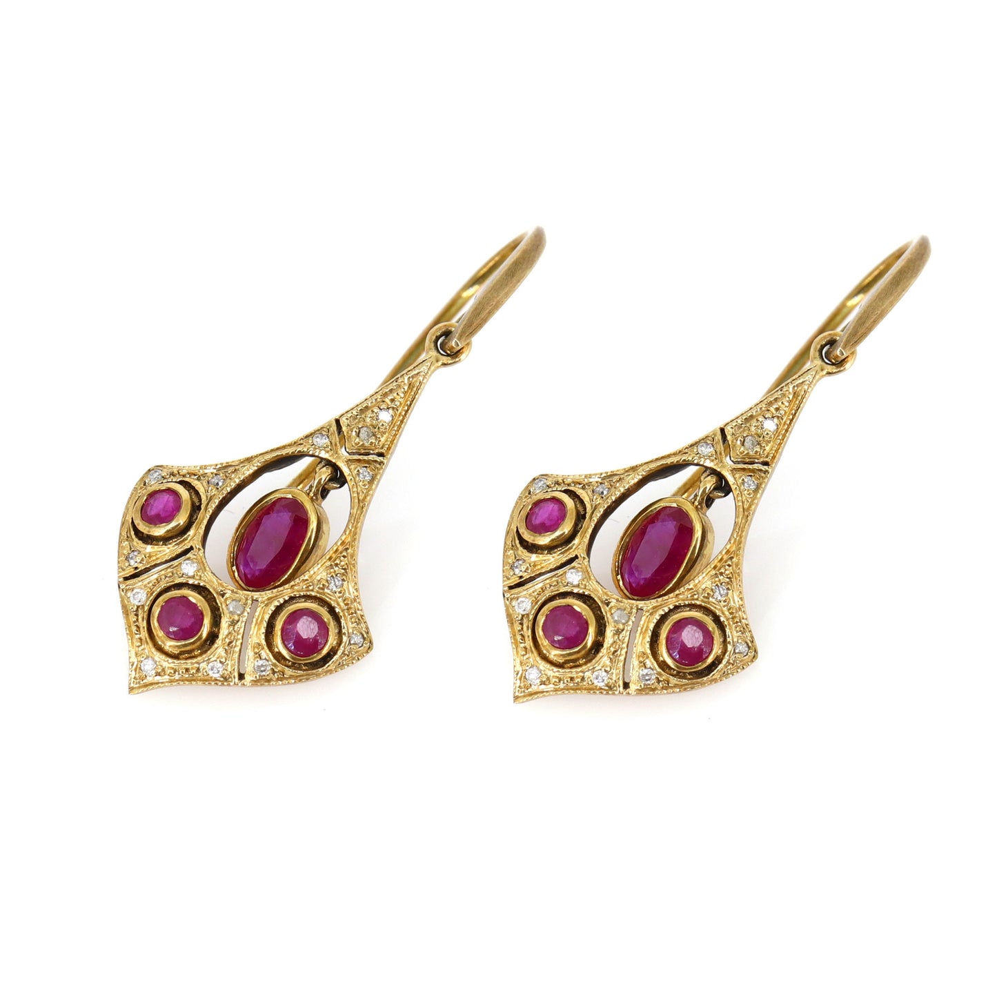 9K Yellow Old Replica Gemstone Earring Gold