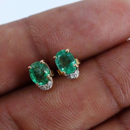 Yellow Studs Oval Cut Emerald & Earring 14K Gold