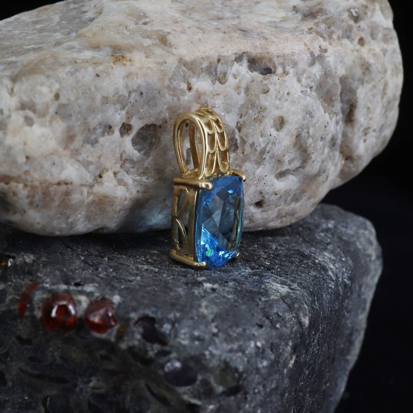 Elegant Necklace 14K Gold