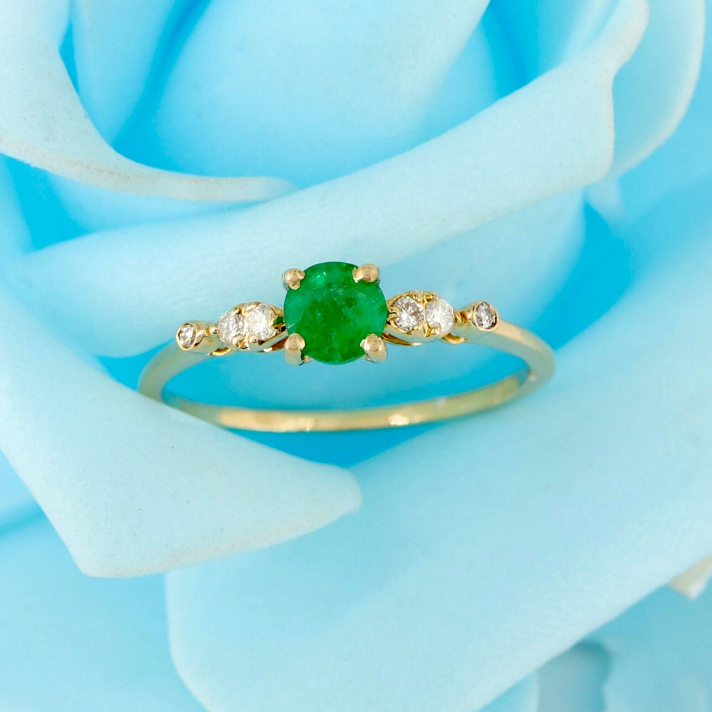 Emerald Ring 14K Gold