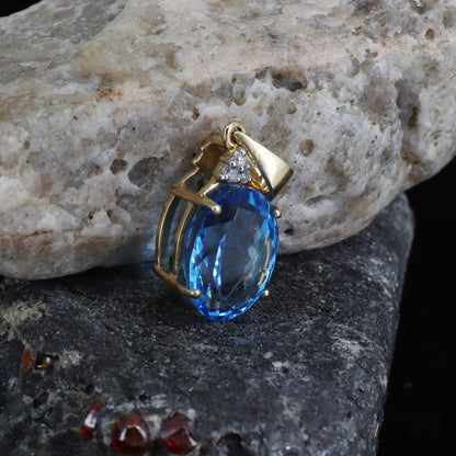 Dark Blue Topaz Necklace 14K Gold