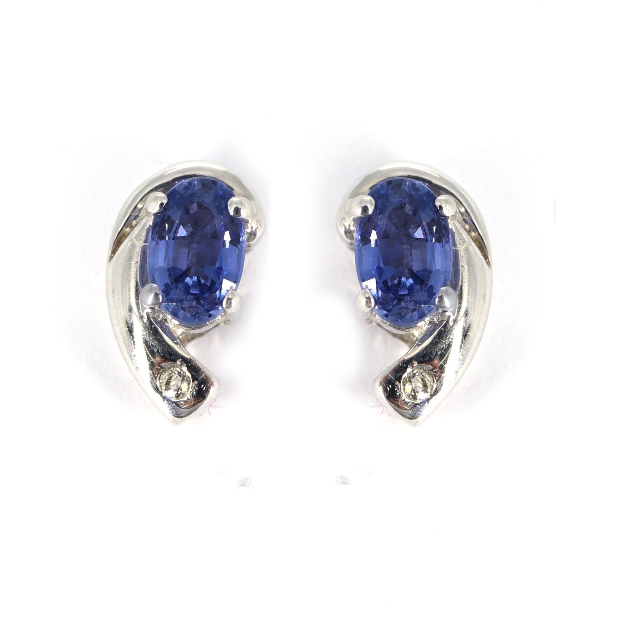 9Mm Tiny White Blue Sapphire Earring 14K Gold