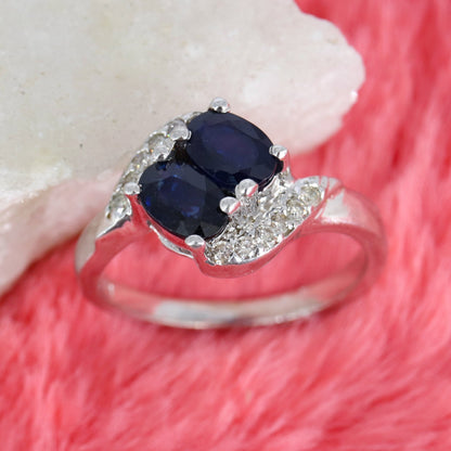 Classic Blue Sapphire Ring Silver