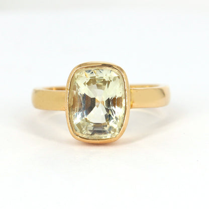 Radiant Cut Sapphire Unisex Ring 18K Gold