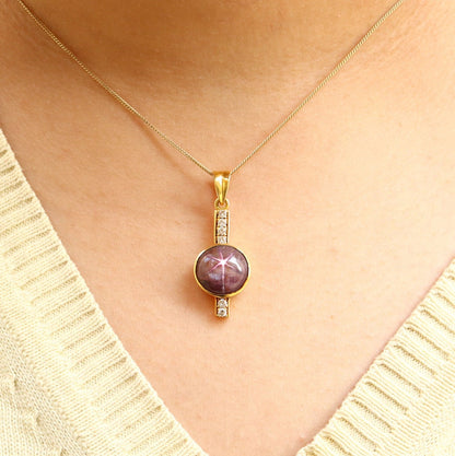 Star Ruby Pendent Necklace 18K Gold