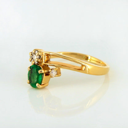 Beautiful Ring 18K Gold
