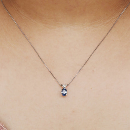 Oval Cut Blue Sapphire Pendant 14K Gold