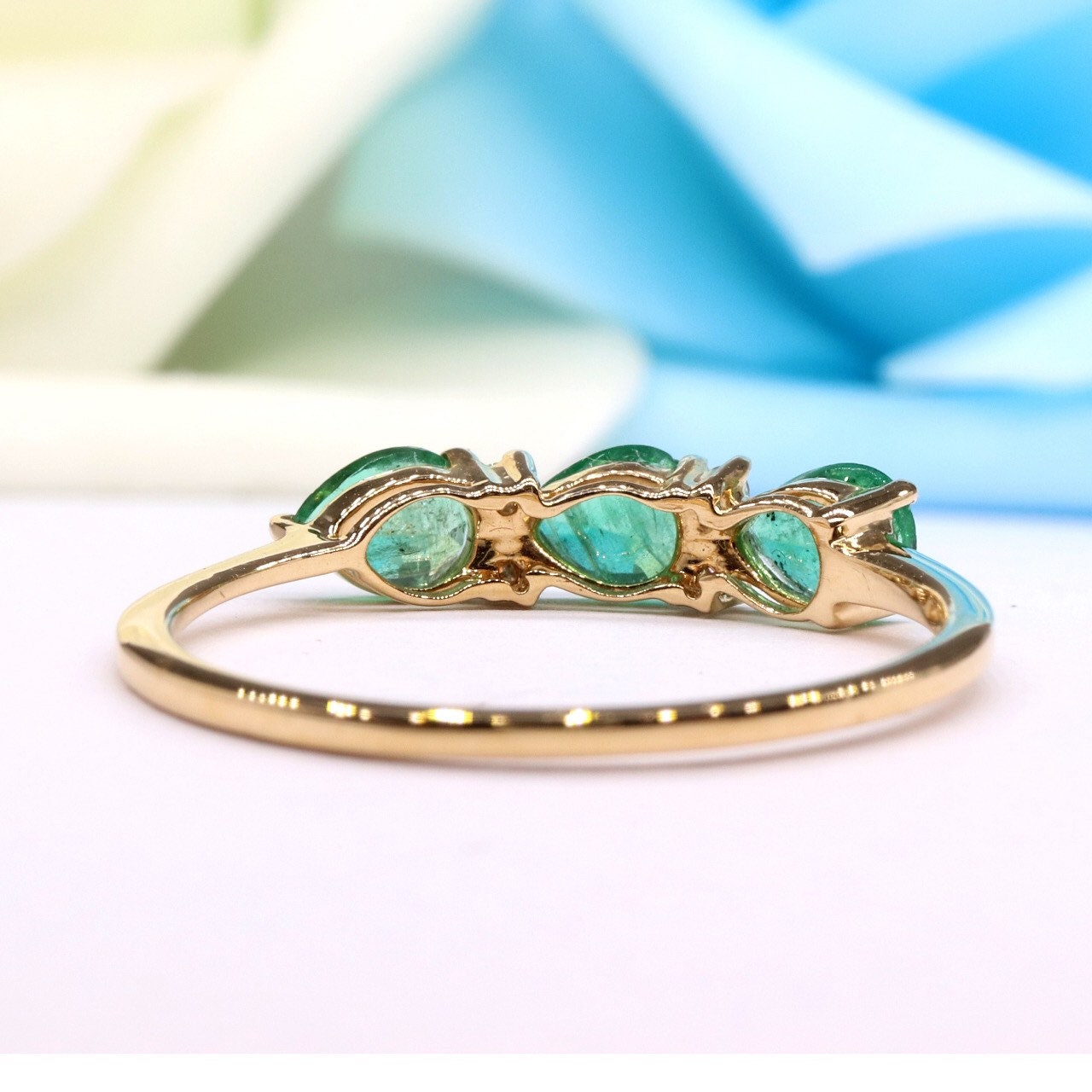 Emerald Ring 14K Gold