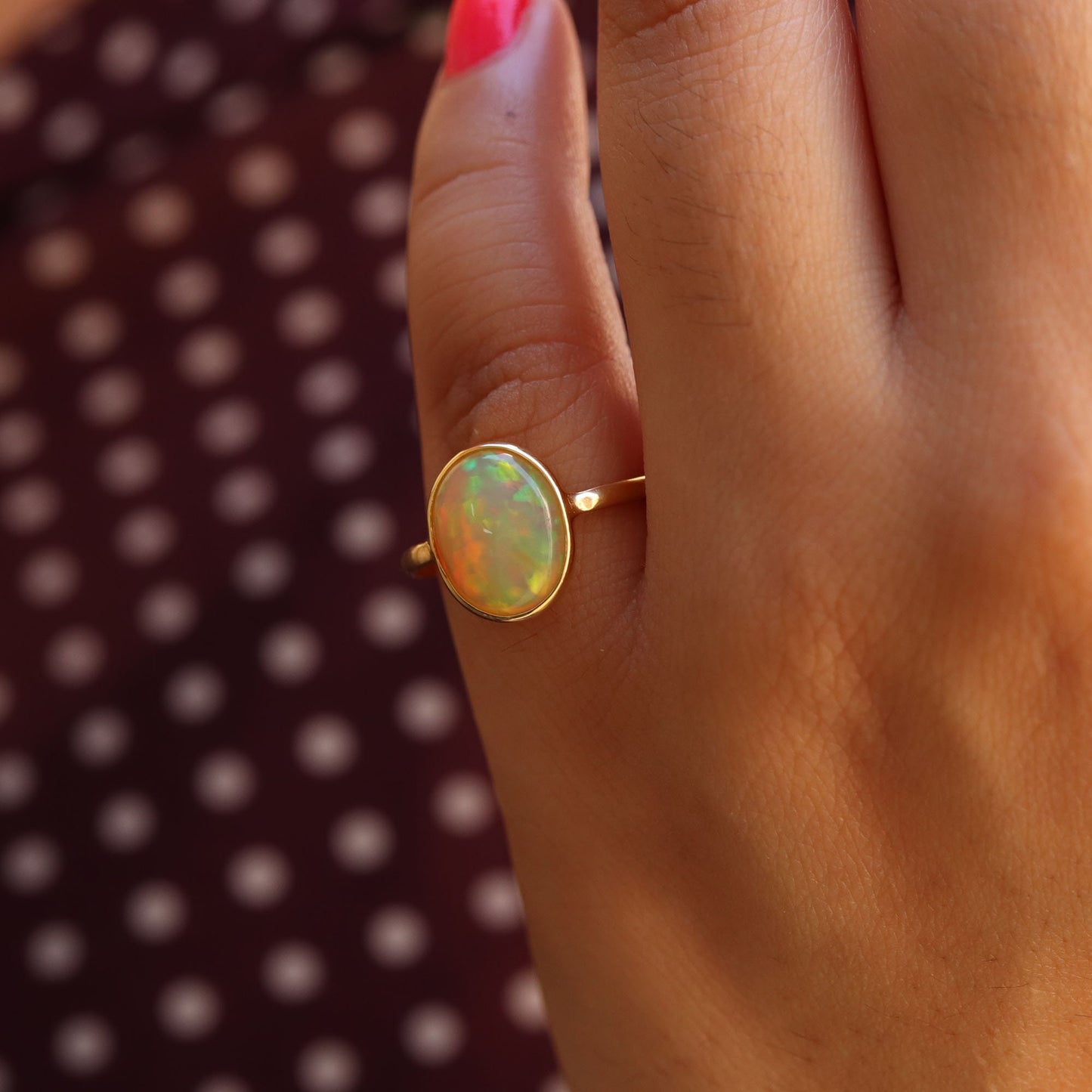 Beautiful Ring 18K Gold