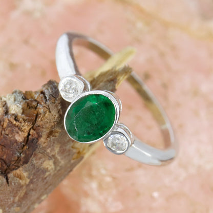 Oval Cut Gemstone 925 Sterling Emerald Ring Silver