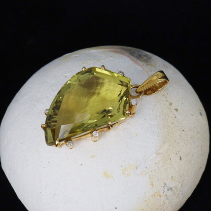 Yellow Lemon Topaz Pendant 18K Gold
