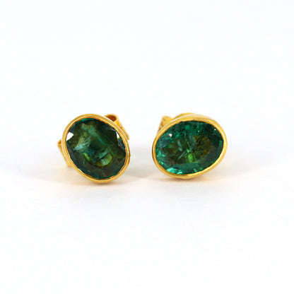 Minimalist Studs Earring 18K Gold