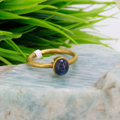 Elegant Royal[Deep Blue Color] Sapphire Ring 18K Gold