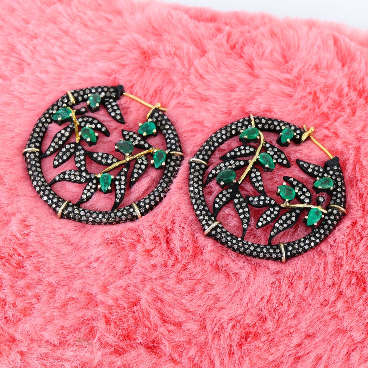Emerald Gemstone Earring