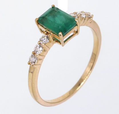 Beautiful Ring 14K Gold