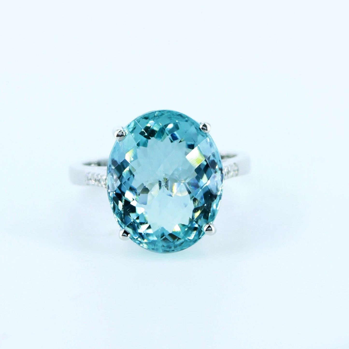 White Ring 14K Gold