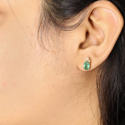 Emerald Stone Handmade Small Stud Earring 14K Gold